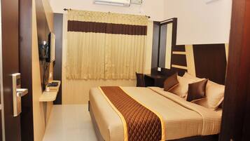 Doppia Deluxe | Una scrivania, postazione laptop, Wi-Fi gratuito, lenzuola