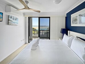 2 bedrooms, free WiFi, bed sheets - Modern Apartment in the Heart of Cotton Tree (Sunshine Coast)