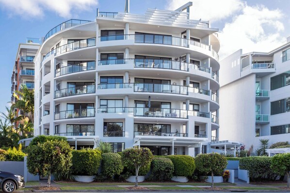 Exterior - Modern Apartment in the Heart of Cotton Tree (Sunshine Coast)