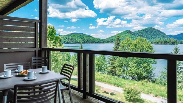 Unclassified image, 1 of 42, button - Condo overlooking Lac Superieur & mountain views (Lac-Supérieur)