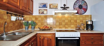 La Nonna Efrosini...Traditional maisonette