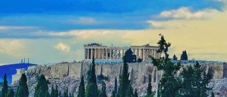 2 Schlafzimmer, hochwertige Bettwaren, Daunenbettdecken