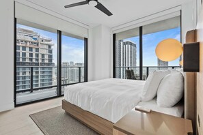 2 bedrooms, iron/ironing board, travel cot, WiFi