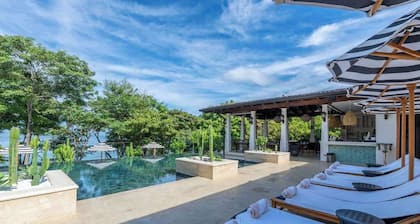 Stylish Condo in the Heart of Las Catalinas with Vibrant Design & Exclusive Beach Club Access