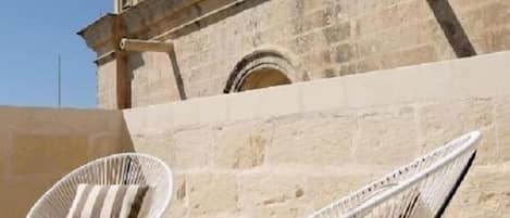Suite de luna de miel, vista a la ciudad | Terraza o patio