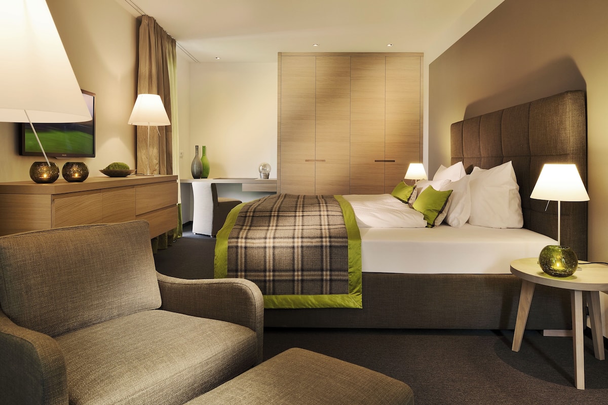 Suite Luxe, vue montagne | 1 chambre, draps italiens Frette, literie de qualité supérieure