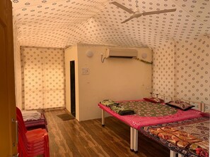 Tenda Basic | Seprai linen