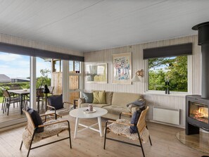 Télévision, cheminée