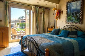 4 bedrooms, iron/ironing board, WiFi, bed sheets - 4-BR Beachfront Villa Private Pool On Red Sea ! (Erban Atekah and Al Manayef)