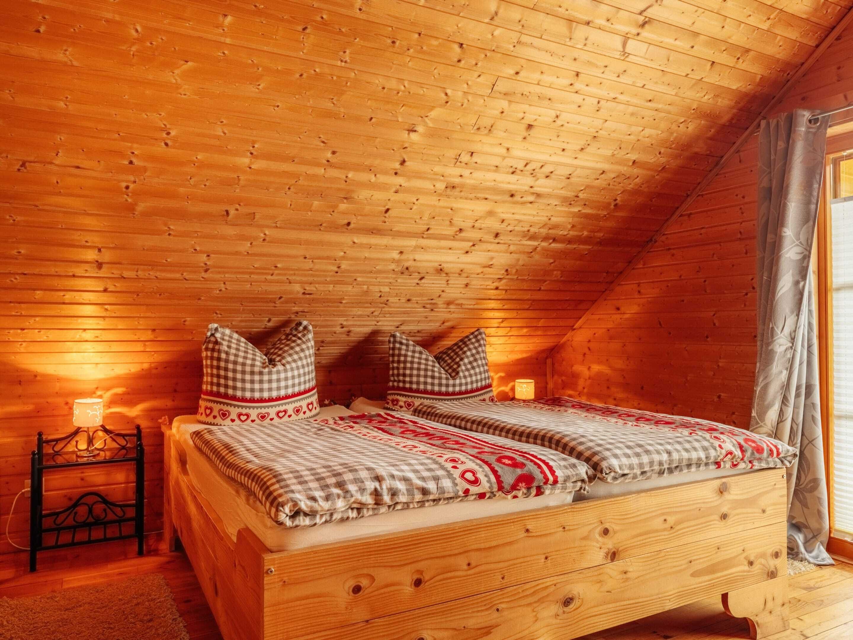 House | 2 bedrooms, individually furnished