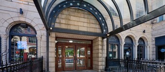 East 225 I Modern Studio in Downtown Rochester