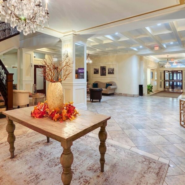 المنشأة من الداخل