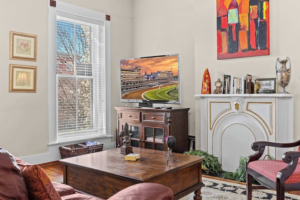 Televisión, oficina