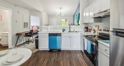 CB 3508-304 Fayetteville Oasis I Modern, Comfy