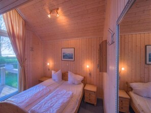 3 bedrooms, individually furnished - Ferienhaus im Skandinavischen Stil, Rechlin (Rechlin)