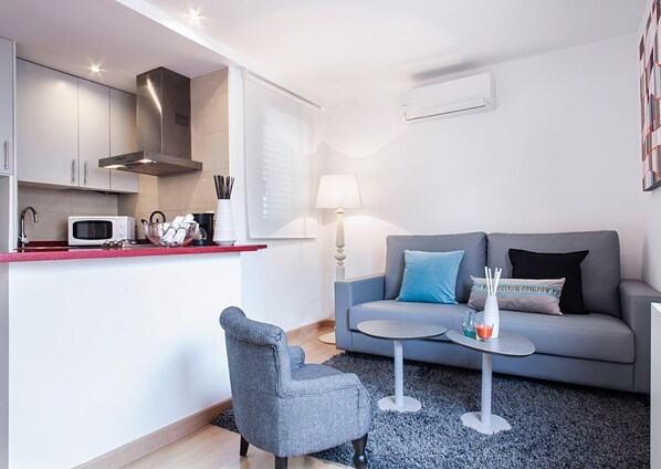 Apartment | Living area