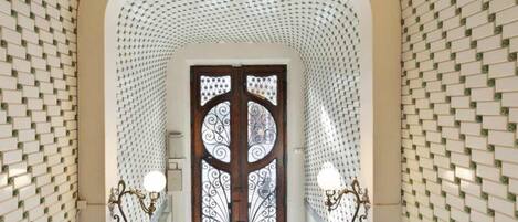 Apartment | Reception