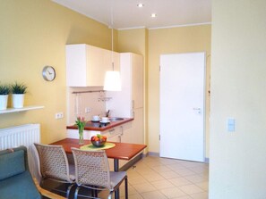 Apartment | Dining