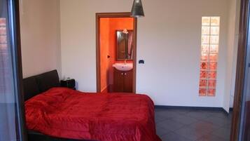 1 camera, Wi-Fi, lenzuola