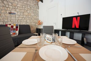 Dining - CityGem with a refined design in Vigonovo (Fontanafredda)