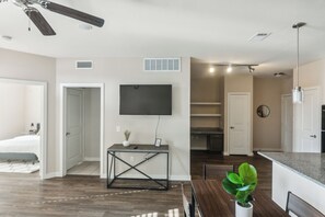 2 chambres, bureau, fer et planche Ă repasser, Wi-Fi gratuit