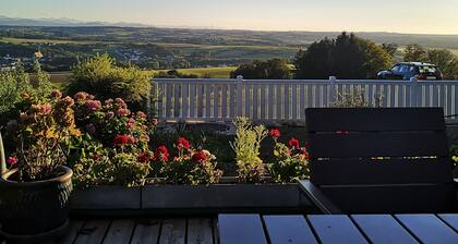 Cozy apartment in the countryside just 7 minutes from Amstetten