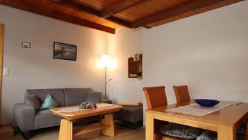 Apartment | Living room