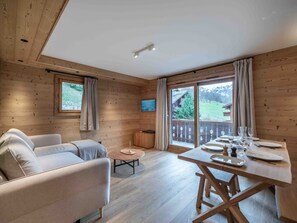 TV - Duplex apartment 2 bedrooms, 4 people, parking, Méribel south (Méribel)