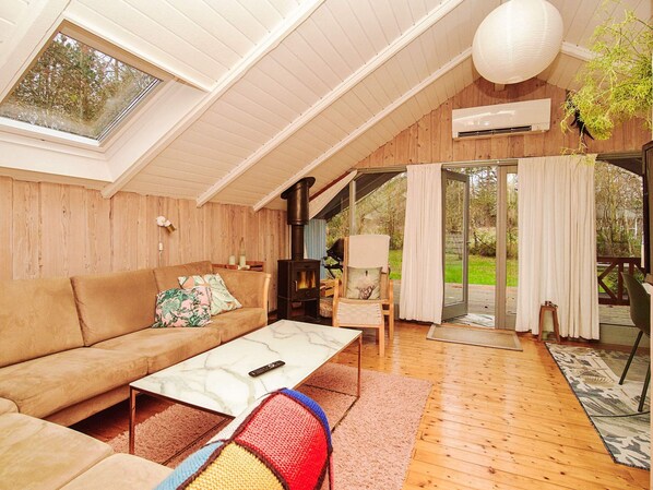 House | Interior - Cozy Retreat in Stenstrup - By Traum Ferienwohnungen (Hojby)