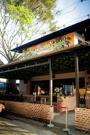 Front of property - Bad Monkey Samui Hostel (Koh Samui)
