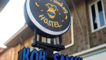 Konaklama yerinin ön cephesi