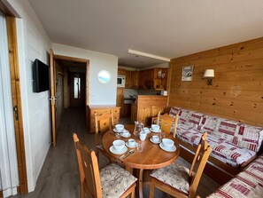 تناول الطعام