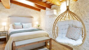 House - Charming Stone House Near Beach Retreat (Vilaür)