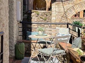 House | Dining