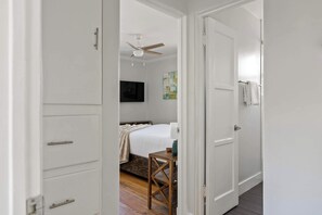 2 Schlafzimmer, Bügeleisen/Bügelbrett, Reisekinderbett, WLAN