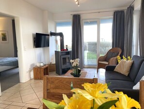 Apartment | Living room - Liebevoll Eingerichtetes Appartement (Rechlin)