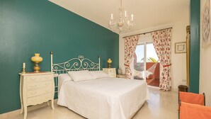 Apartment | Exterior - Spikes - Apartment In Sotogrande. Free Wifi (San Roque)