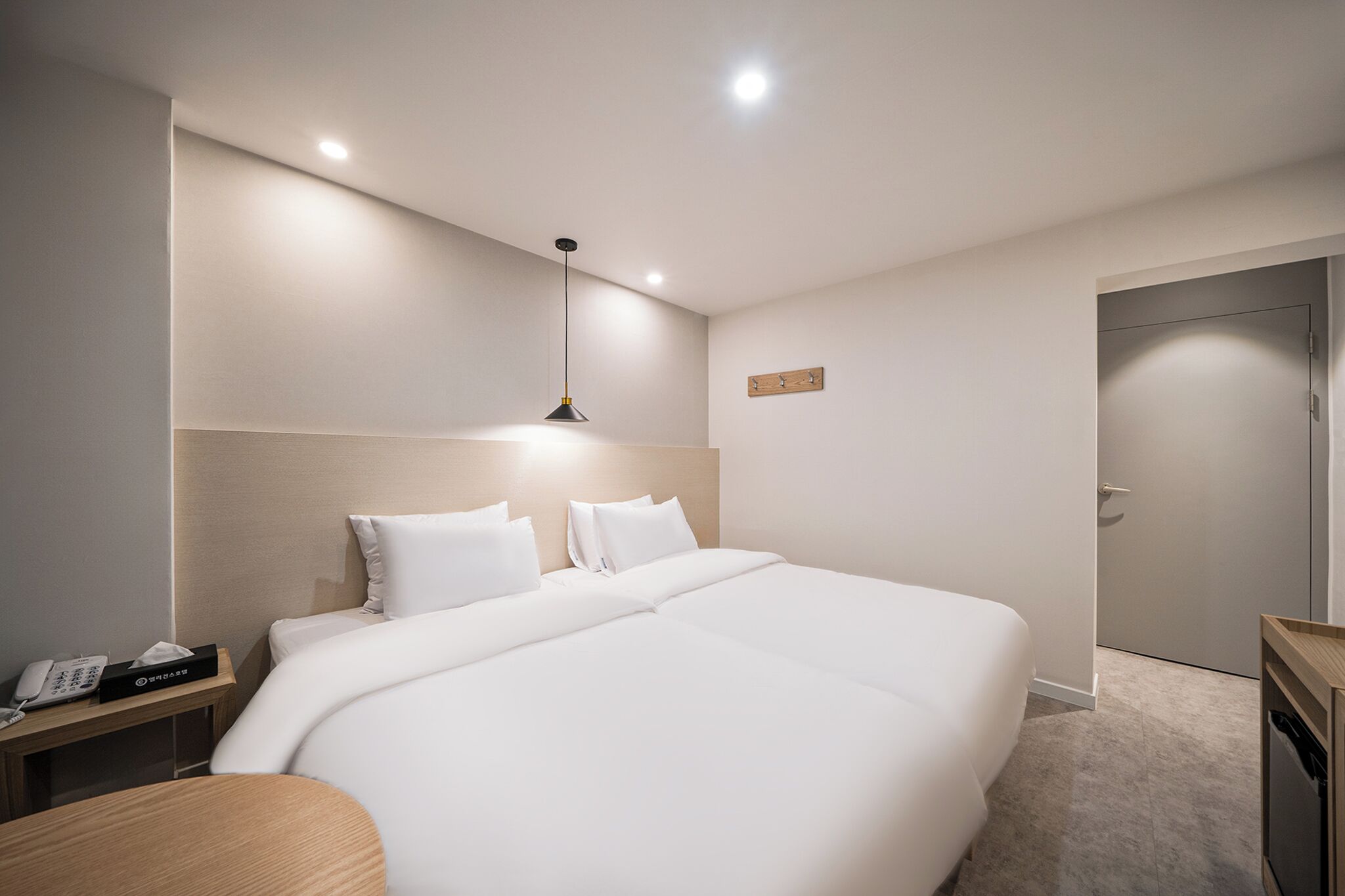 Twin Room, Multiple Beds, Non Smoking, Private Bathroom (Self Check-in) | Premium bedding, desk, laptop workspace, blackout drapes