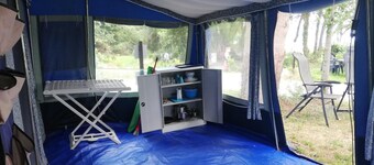 Cosy Tent Lodge With Garden