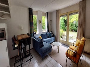 Living area - Nice Holiday Home Near Beach (Wemeldinge)