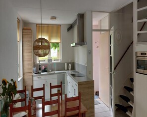 House | Private kitchen - Nice Holiday Home Near Beach (Wemeldinge)