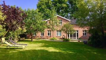 House | Exterior