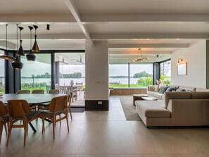House | Dining - Attractive Villa With Jetty (Kamperland)