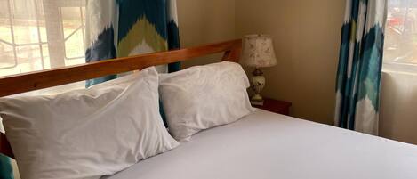 2 slaapkamers, een strijkplank/strijkijzer, wifi, beddengoed