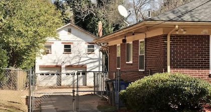 Full Kitchen, Wi-Fi, TV, Washer & Dryer