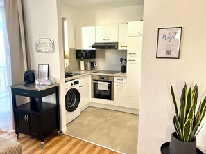 Private kitchen - L5 - City Studio Apartment Neckarsulm (Neckarsulm)