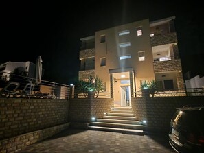 Lägenhet | Exteriör