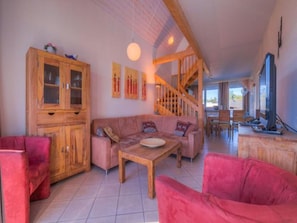 Apartment | Living area - Charmante Ferienwohnung (Rechlin)