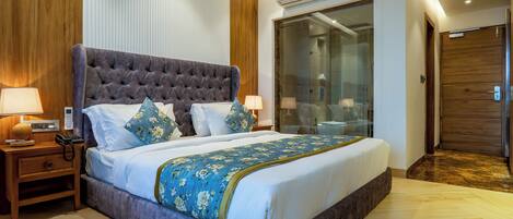 Soundproofing, free WiFi