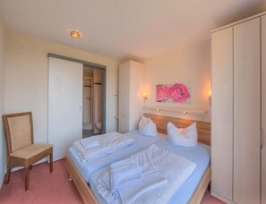 Apartment | 2 bedrooms, individually furnished, bed sheets - Exklusives Appartement (Rechlin)